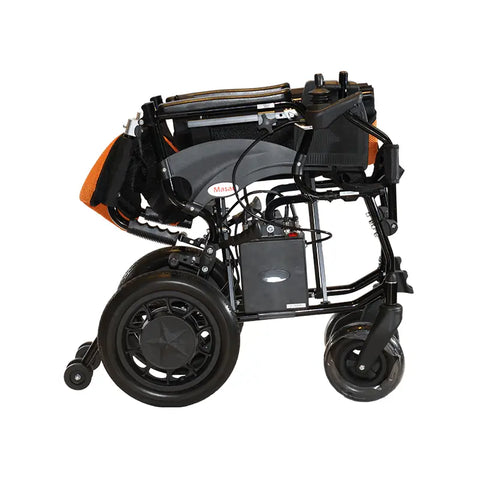Masar美莎MA-15型號高級電動輪椅，可折疊設計，橙色座墊，裝備大後輪和靈活的前導輪，配有手動控制器，適合個人移動和旅行。